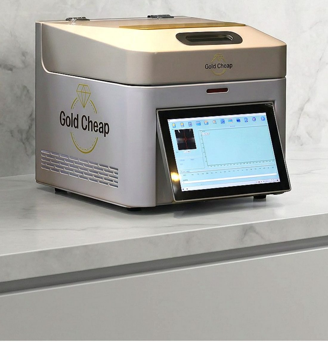 매장 카운터 위에 놓인 Gold Cheap XRF 비파괴 분석기 GP-1 본체